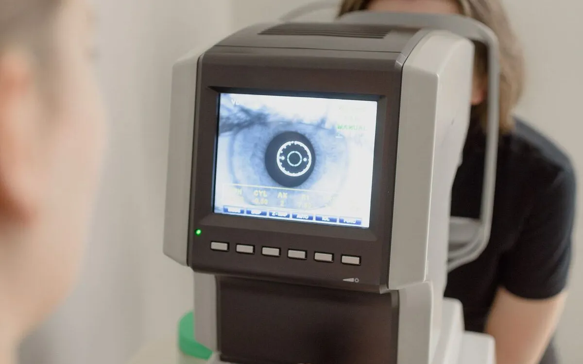 Close-up of an eye shown on the monitor of an eye-imaging instrument